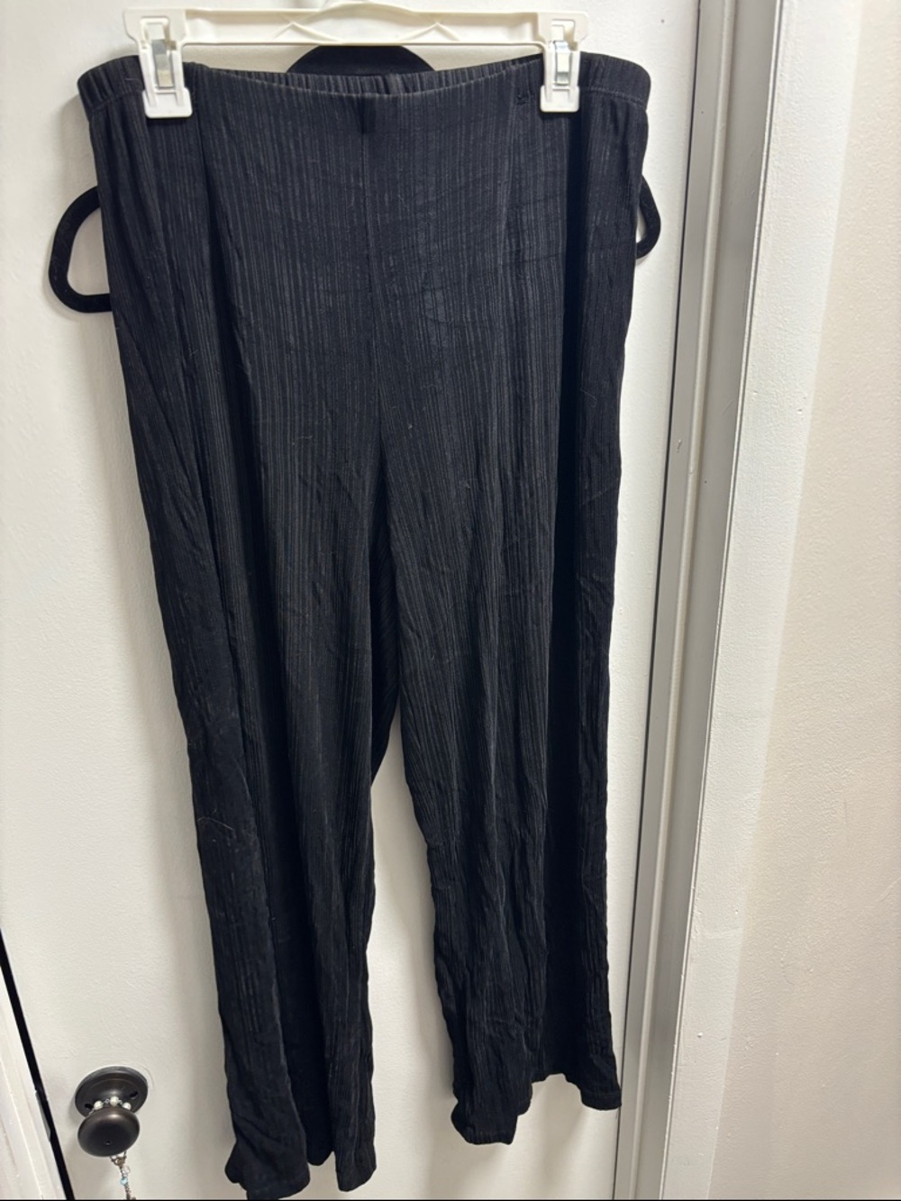 Cold water Creek Black Textured Wide-Leg Pants